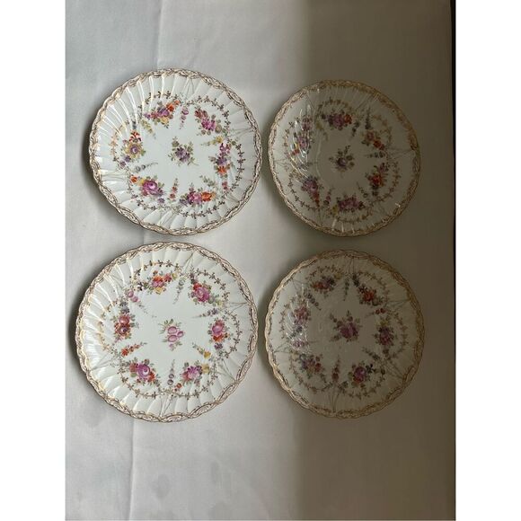 Meissen Porcelain Plates with Floral & Gold Gilt floral hand painted 7.4” - Picture 2 of 10